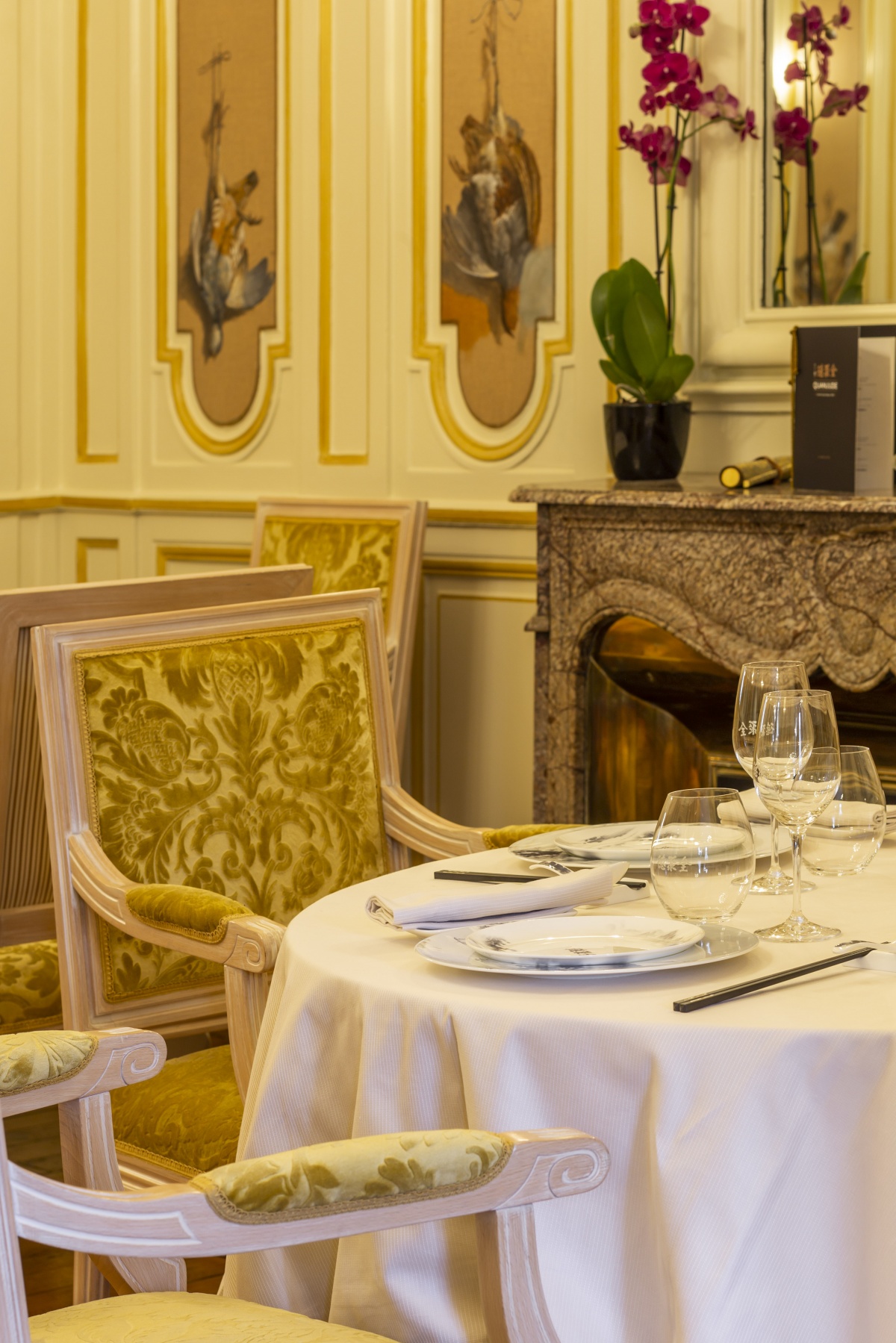 Restaurant de Dubern � Quanjude : salon automne