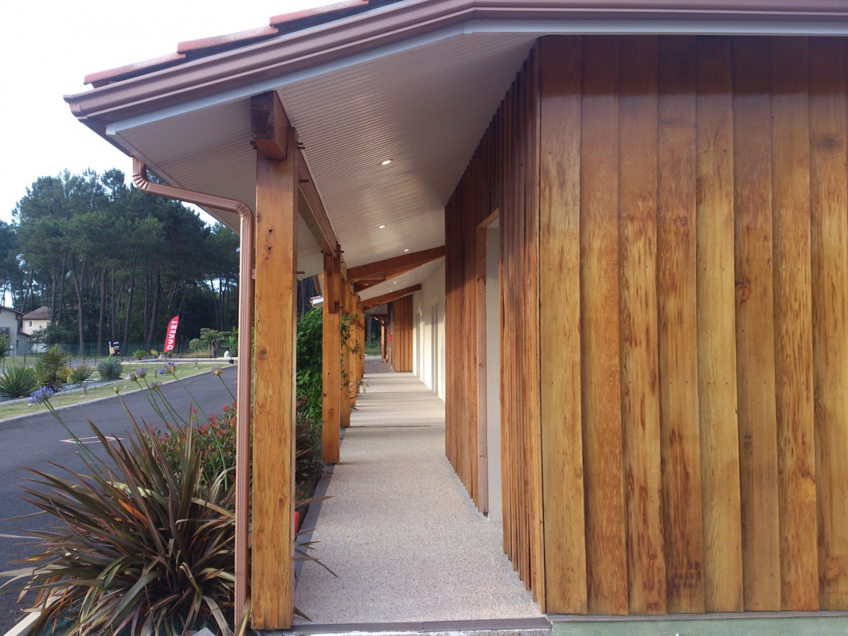 H�tel 2* de 28 chambres + maison de gardien : h�tel du lac 2