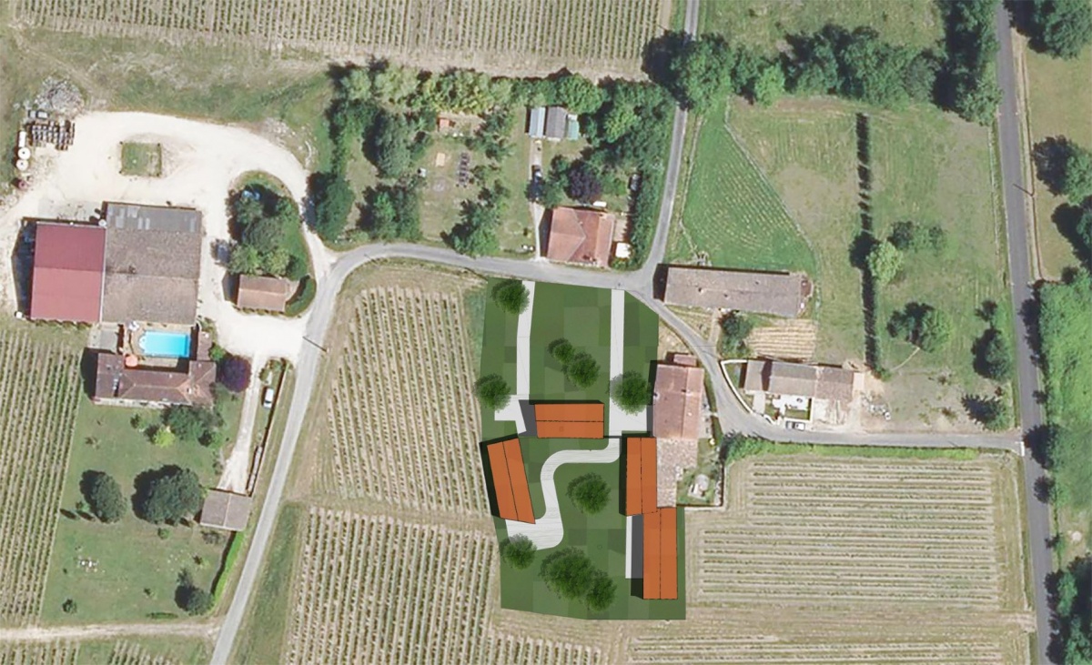 Transformation de chais vinicoles en Maison Individuelle et Gites Ruraux : Vue a�rienne