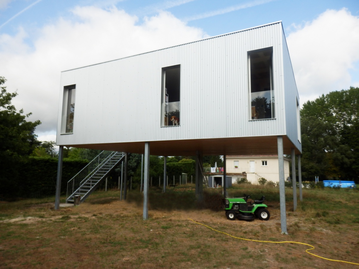 Construction d'une maison � Ayguemorte les Graves : P8060112.JPG