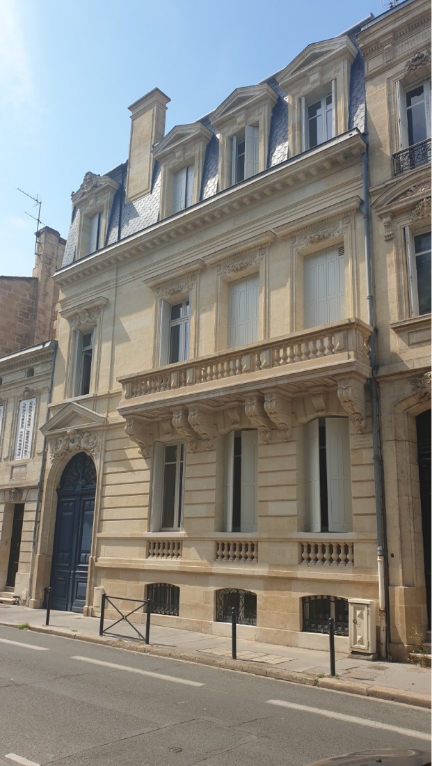 R�habilitation d'un immeuble & cr�ation de 6 appartements : vue rue