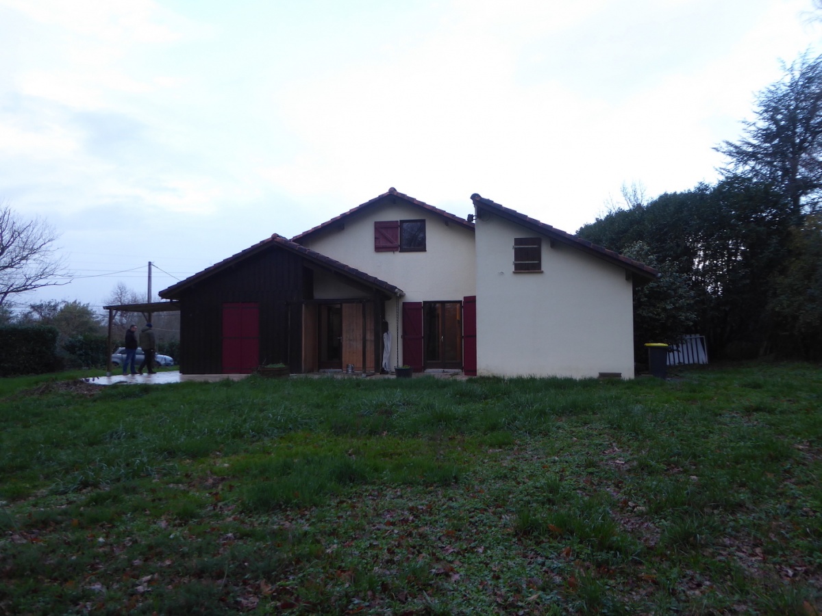 Ragencement et Extension dune maison en ossature bois : Etat des lieux 4. exterieur de la maison.JPG