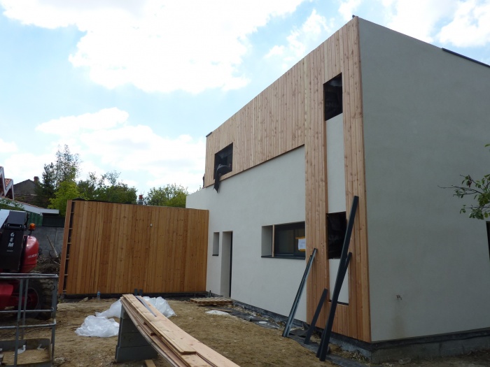 Maison contemporaine basse consommation : Fa�ade sur l'entr�e