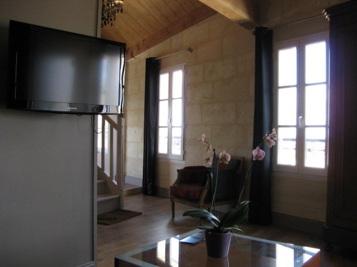 Amnagement de chambres d'hotes et cave a vins - SAINT EMILION : FIN CHANTIER