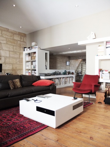 R�habilitation d'une maison de ville : 4. espace tv