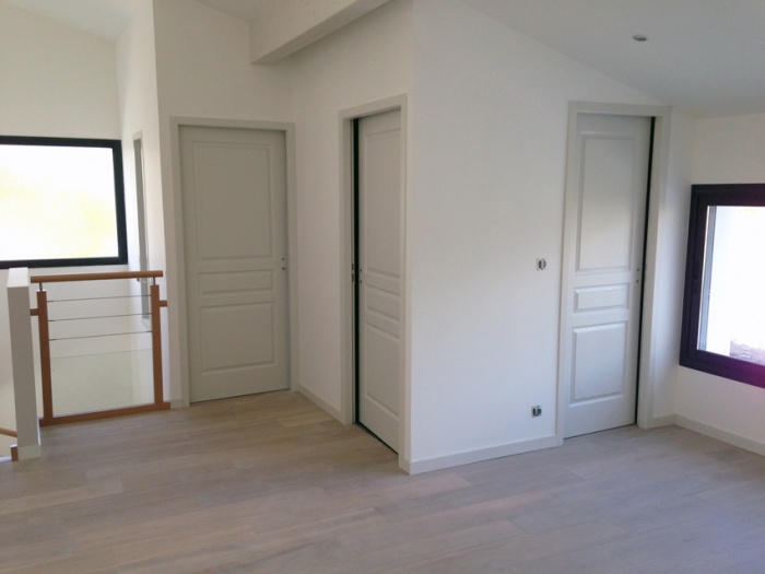 Construction d'une maison d'habitation : acc�s aux chambres