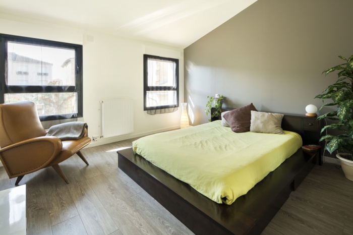 Sur�l�vation et r�am�nagement  d'une maison d'habitation : chambre