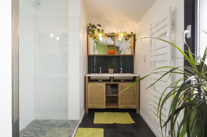 Sur�l�vation et r�am�nagement  d'une maison d'habitation : SDB