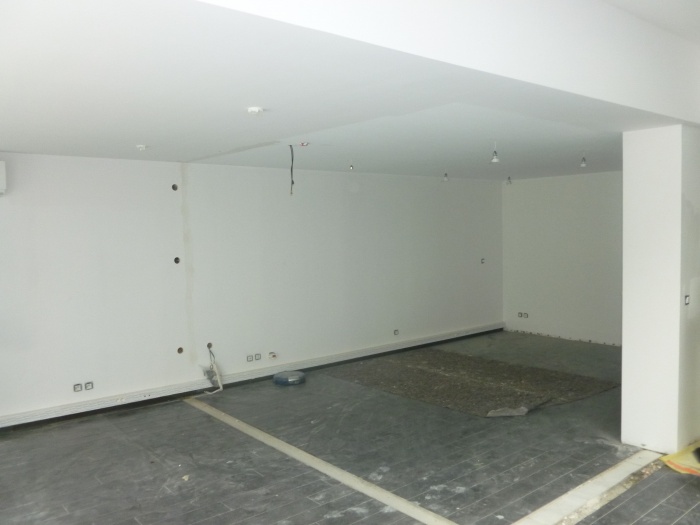 Transformation d'un loft en bureau : Saign�es au sol