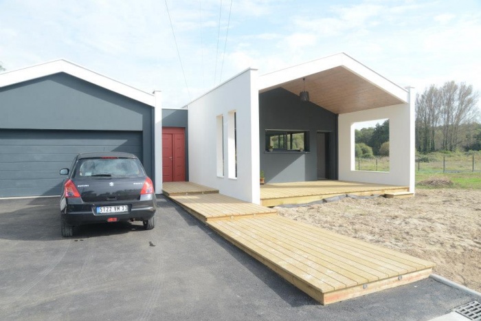 Construction d'une maison contemporaine � Can�jan : 01