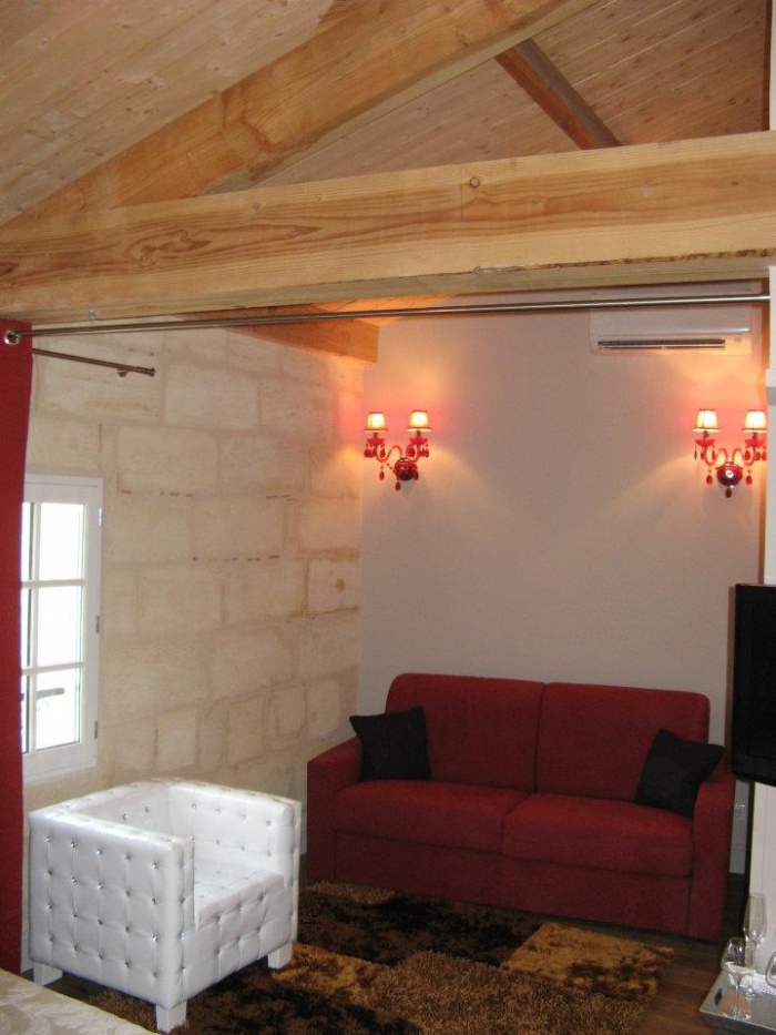 Amnagement de chambres d'hotes et cave a vins - SAINT EMILION : 523298_276692149086623_968618712_n