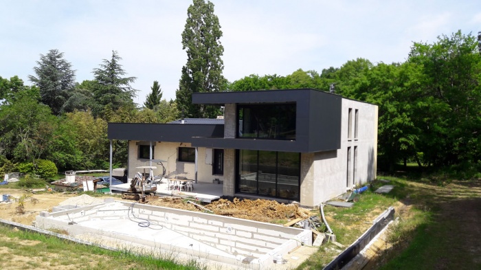 Extension contemporaine et r�novation d'une maison individuelle : 10