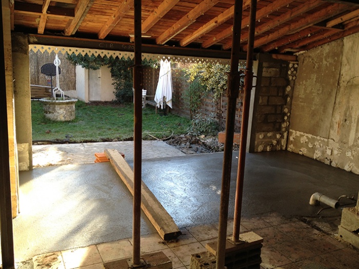 Restructuration et sur�l�vation d'une �choppe � Talence : dalle