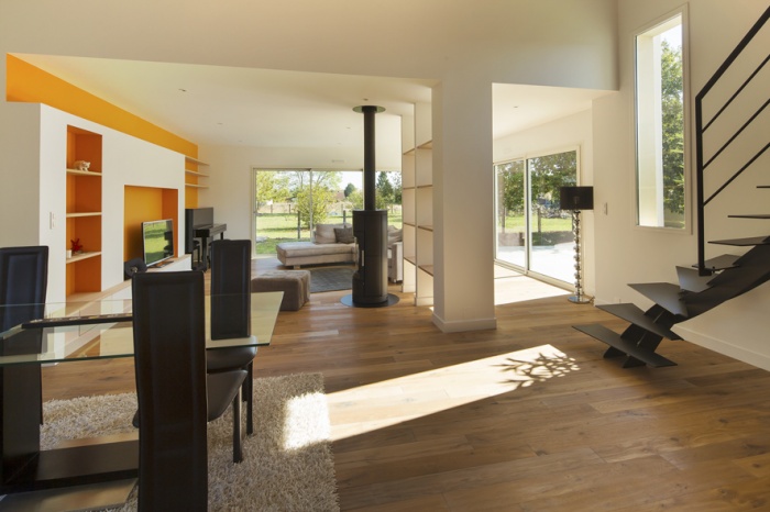 Extension et r�am�nagement d'une maison d'habitation : vue int�rieure 3