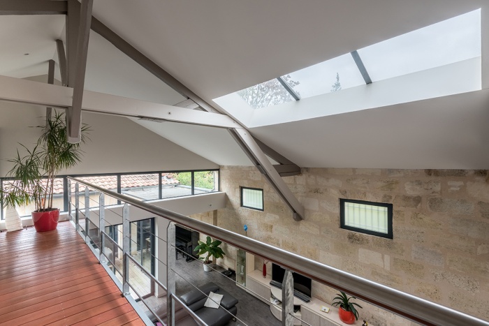 Hangar r�habilit� en maison familiale : Lemoigne 4