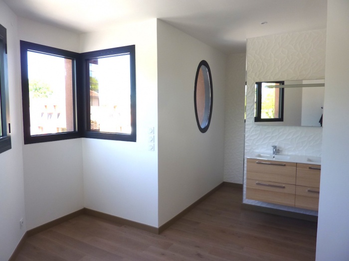 Construction maison contemporaine � Pessac respectant la RT 2012 : Pes 16