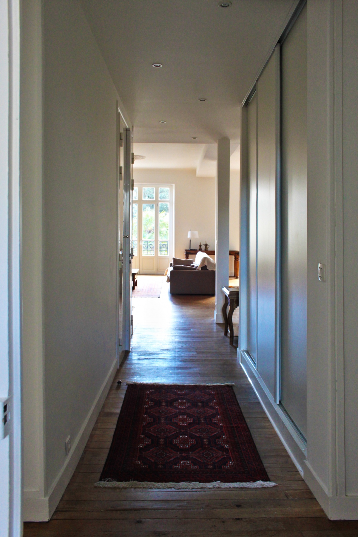 R�novation d'un appartement de type haussmanien : 2 entr�e.JPG